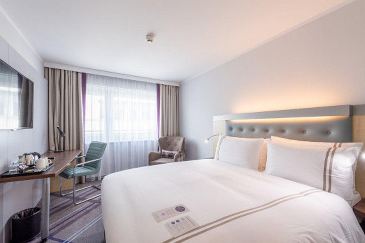 Holiday Inn Express Stuttgart Airport, An Ihg Hotel Leinfelden-Echterdingen Exterior foto