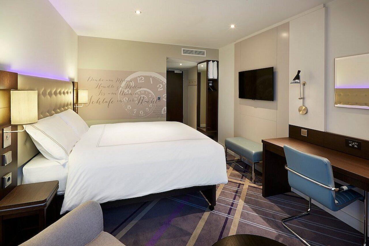 Holiday Inn Express Stuttgart Airport, An Ihg Hotel Leinfelden-Echterdingen Exterior foto