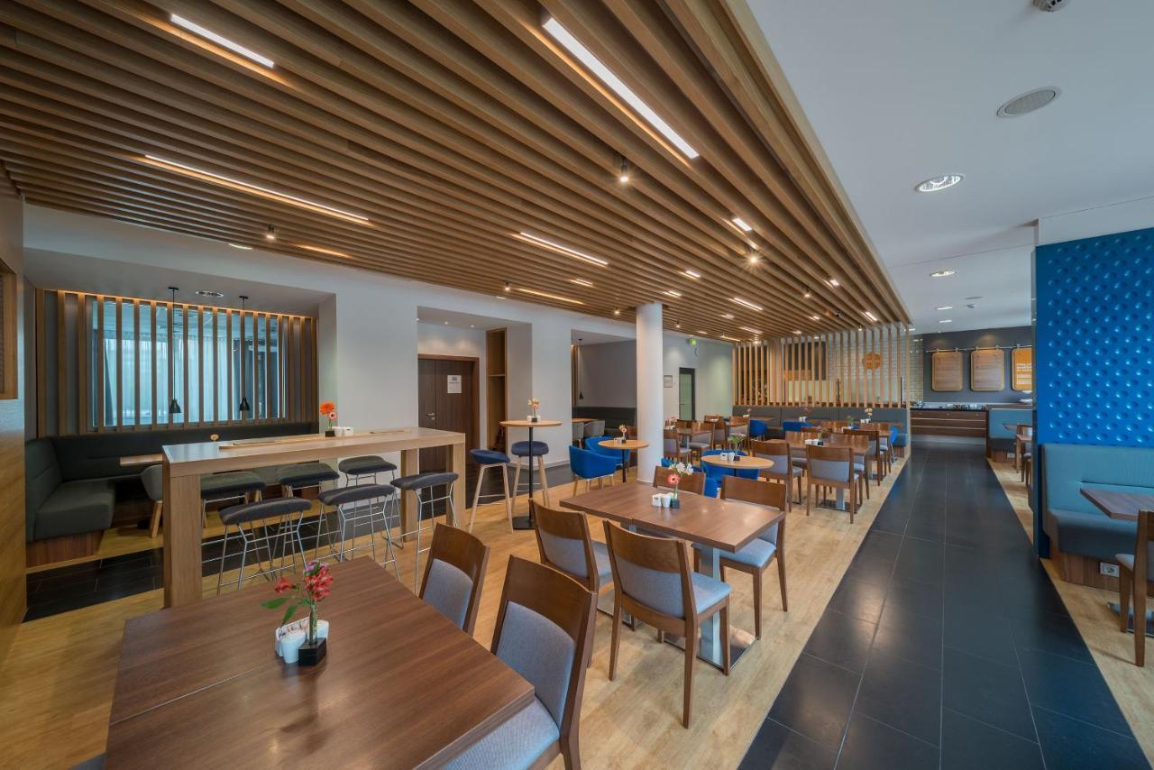 Holiday Inn Express Stuttgart Airport, An Ihg Hotel Leinfelden-Echterdingen Exterior foto